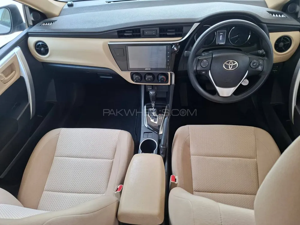 2024 Toyota Corolla Altis 1.6 CVT photo 4