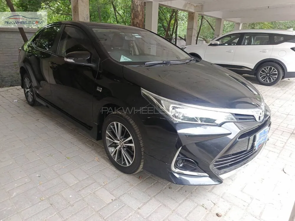2022 Toyota Corolla XLI photo 2