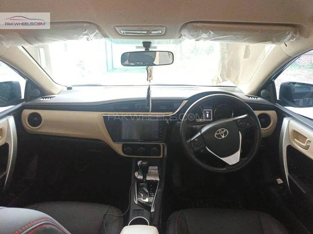 2022 Toyota Corolla XLI photo 4