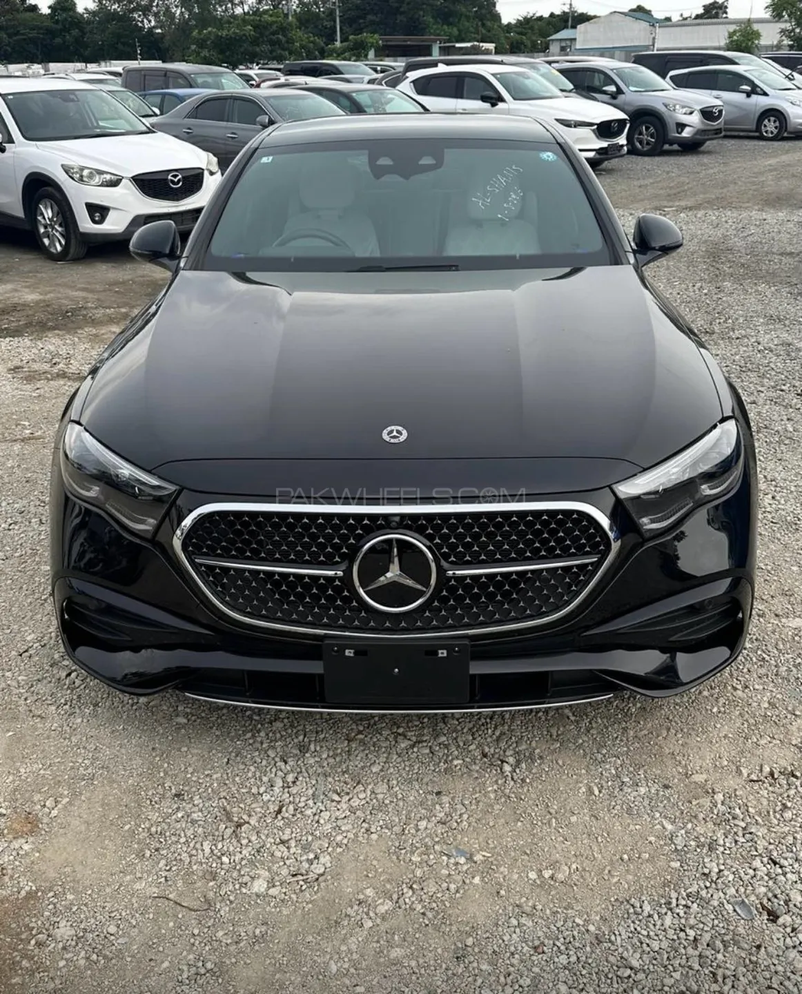 2024 Mercedes-Benz E200