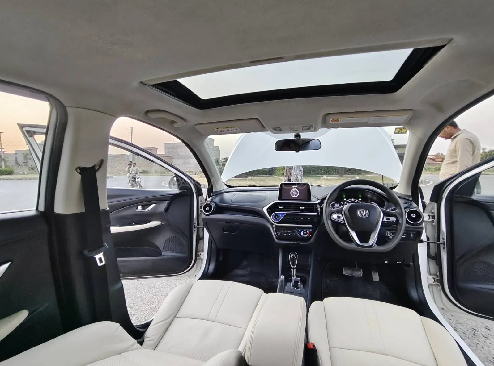 2023 Changan Alsvin Lumiere DCT photo 4
