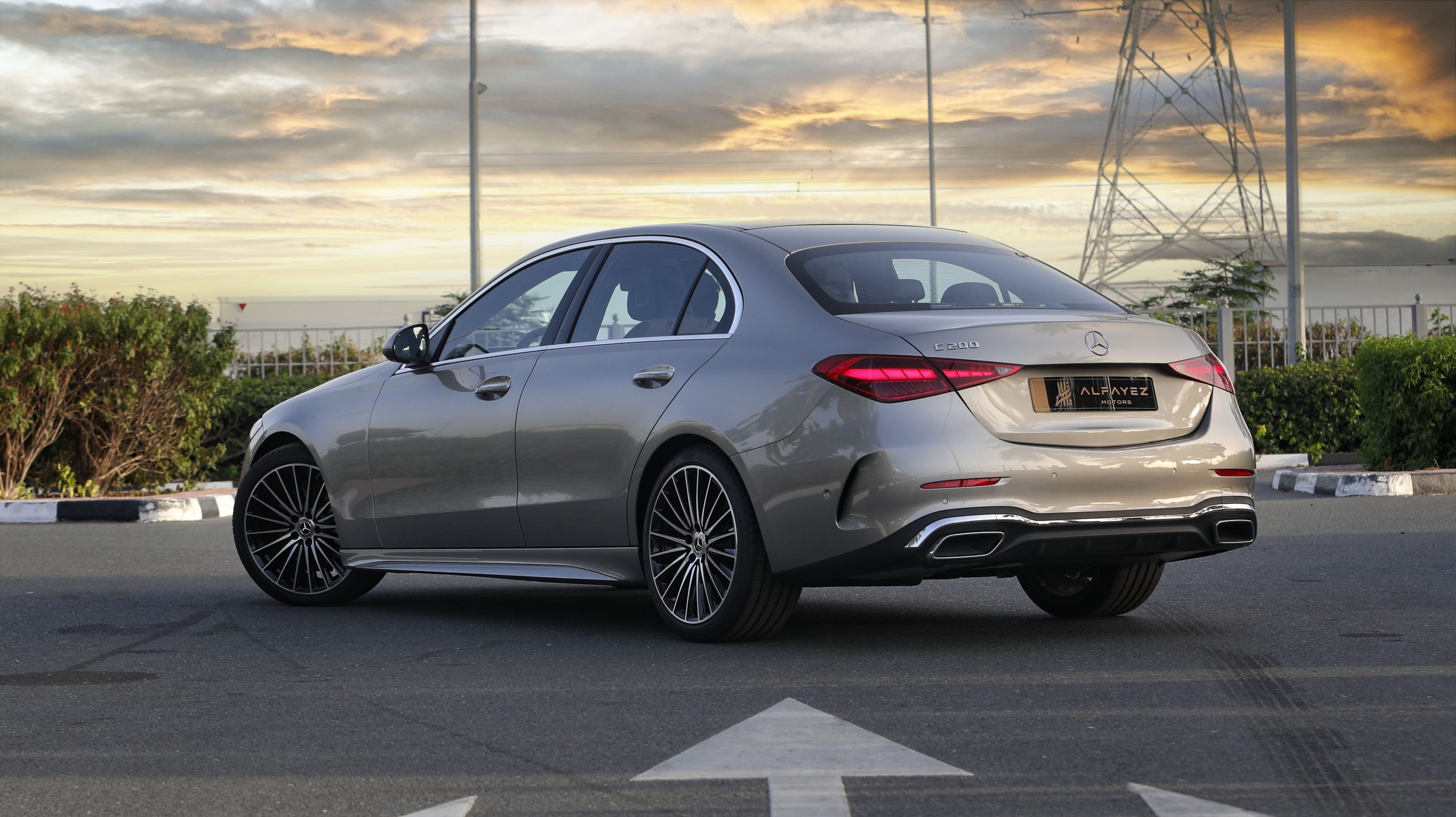 2024 Mercedes-Benz C200 photo 2