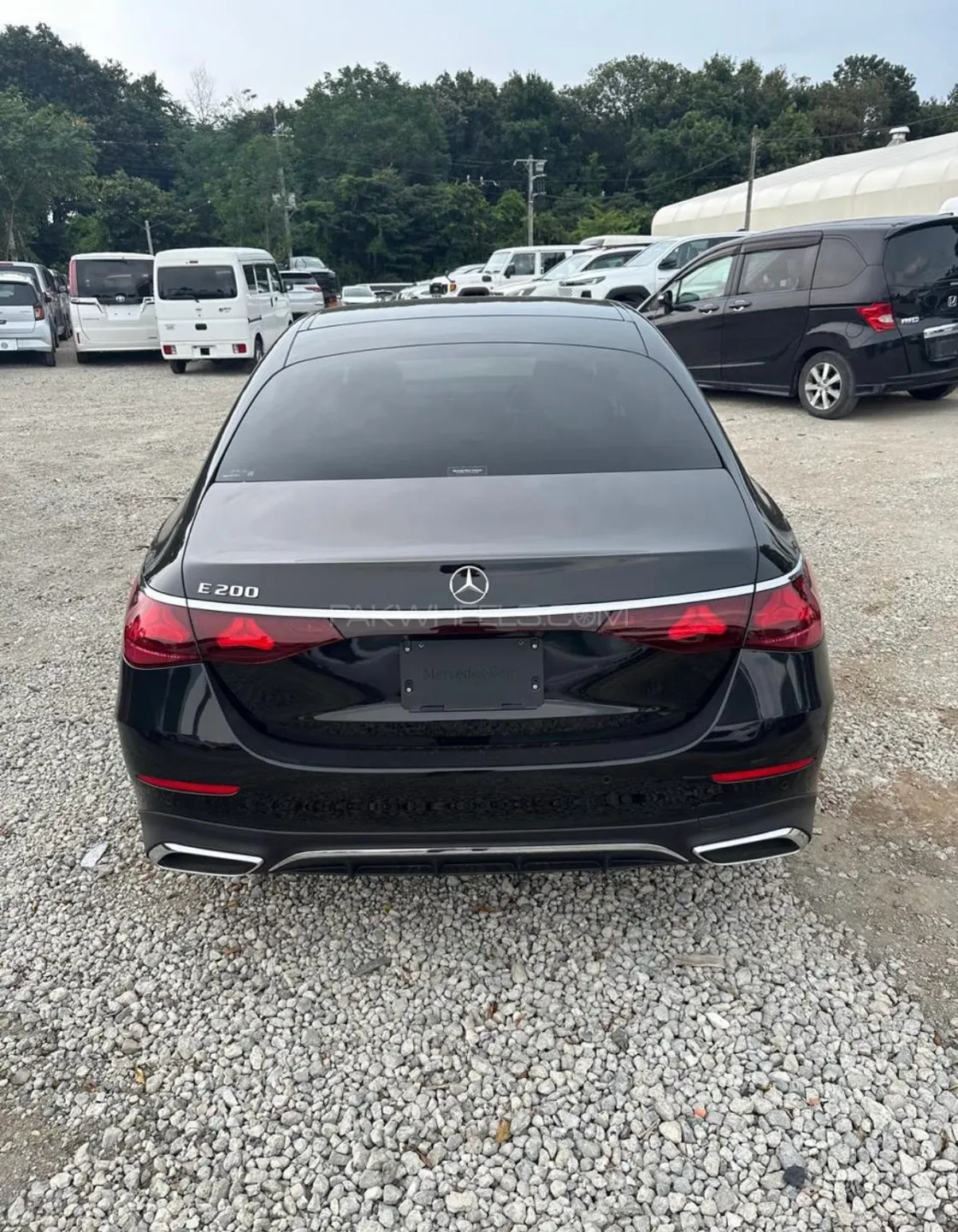 2024 Mercedes-Benz E200 photo 2
